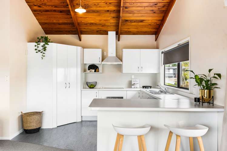 42 Stottholm Road Titirangi_6
