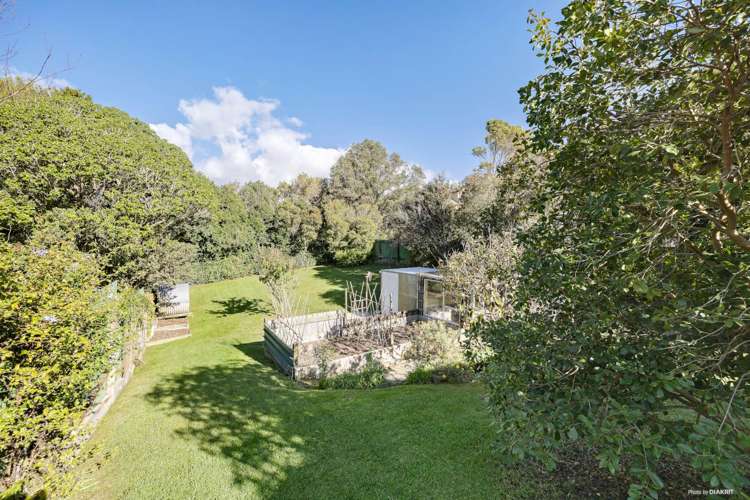 1271 Whangaparaoa Road Gulf Harbour_16