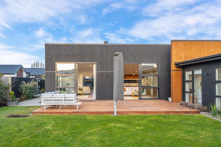 41 Grayshott Avenue Casebrook_46