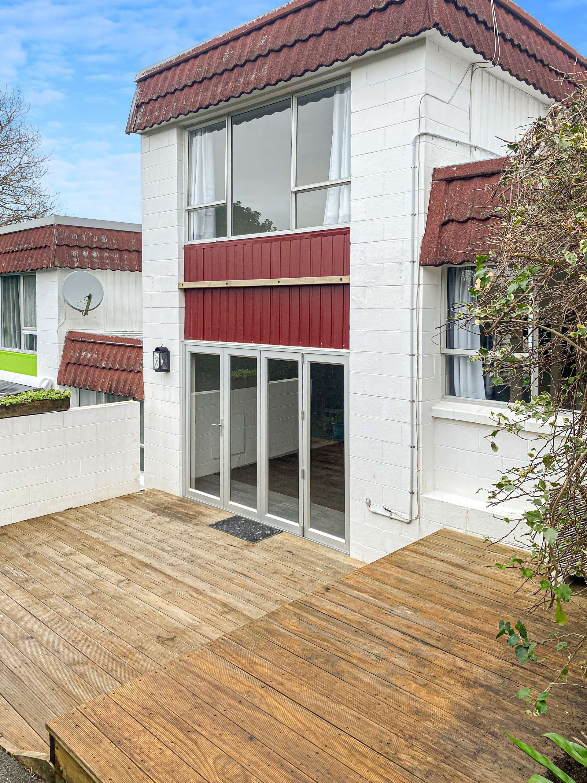 2/52 Fruitvale Road New Lynn_0