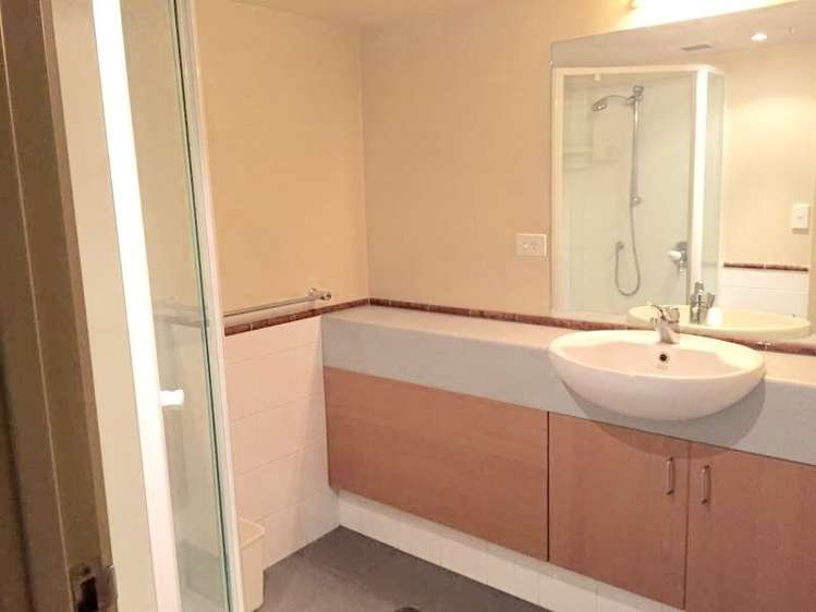 2b/2 Eden Crescent Auckland Central_6