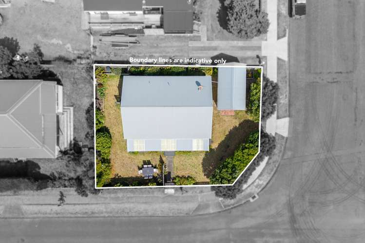1 Eruini Street Waikanae Beach_21