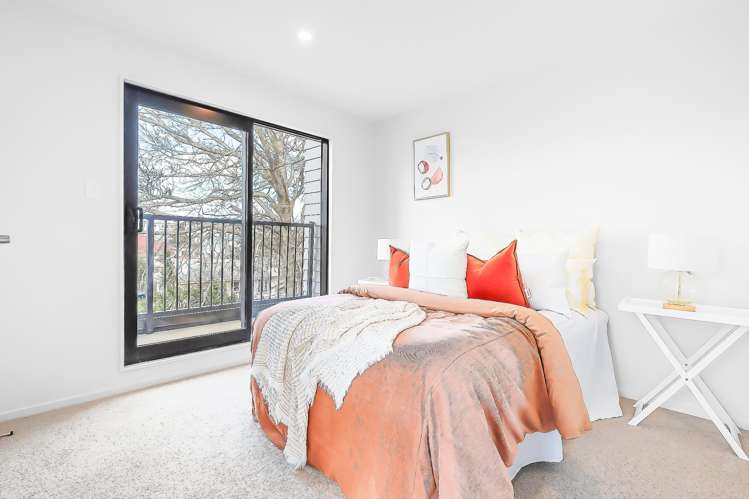 6/4052 Great North Road Glen Eden_13