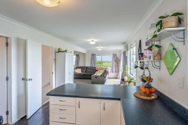 75 Atkinson Avenue Otaki Beach_4