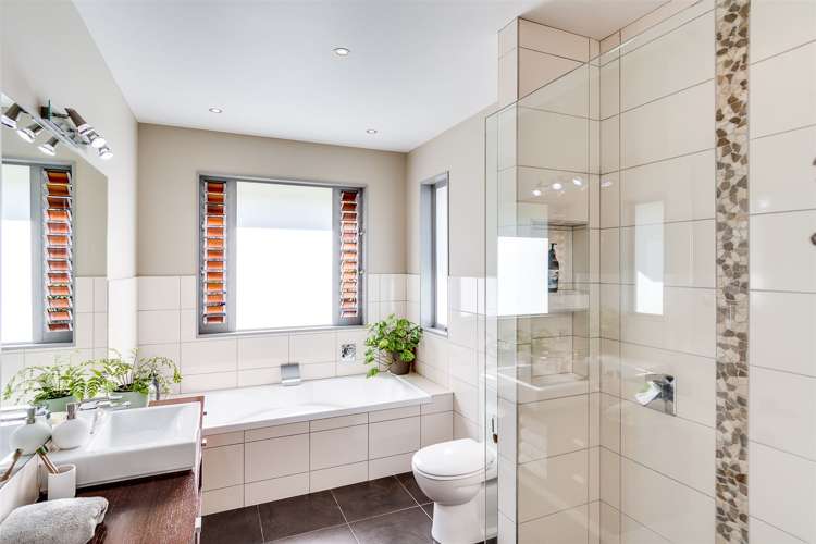 139 Kent Terrace Taradale_19