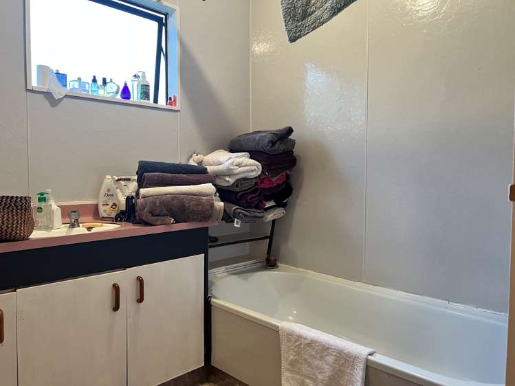 53 Cemetery Road Dannevirke_16