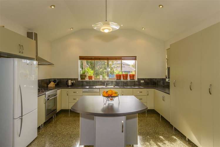 33 Bottle Lake Drive Parklands_6