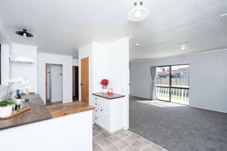 11a Inverness Avenue Hamilton East_3