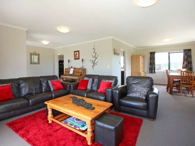 5 Paradise Avenue Feilding_2