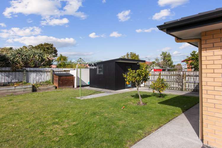 9 Westpark Place Lytton West_20