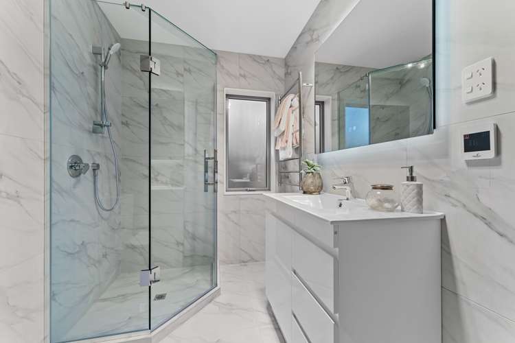 18a Honeysuckle Lane Mairangi Bay_15