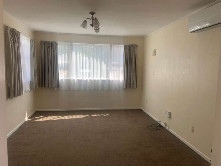 29 Castleton Street Birkdale_8