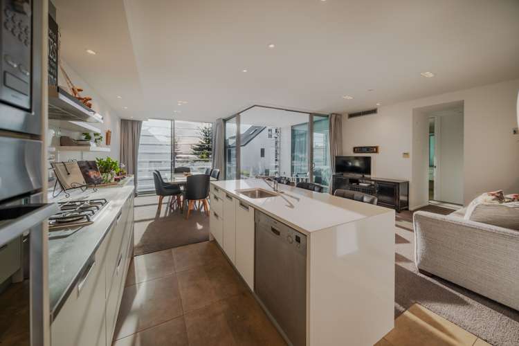 5/22 Esplanade Sumner_19