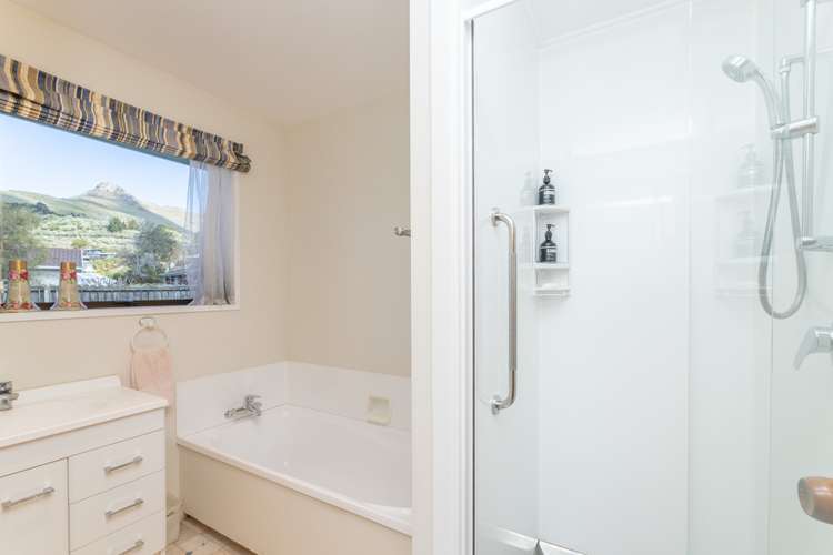 40 Laing Crescent Heathcote Valley_13