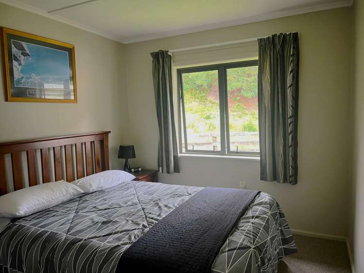 106 River Road Pongoroa_11