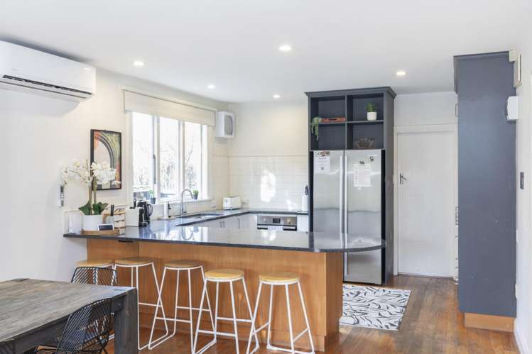 31 Office Road Merivale_4