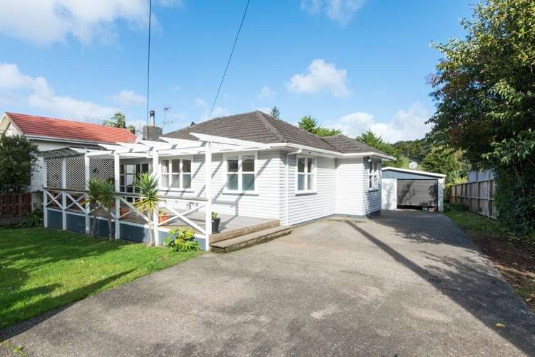 526 West Coast Road Oratia_1