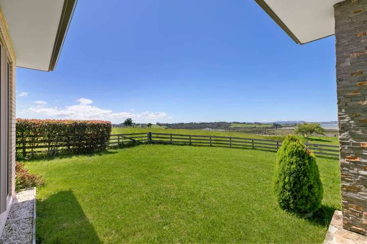 125 Tuparekura Road Helensville_14