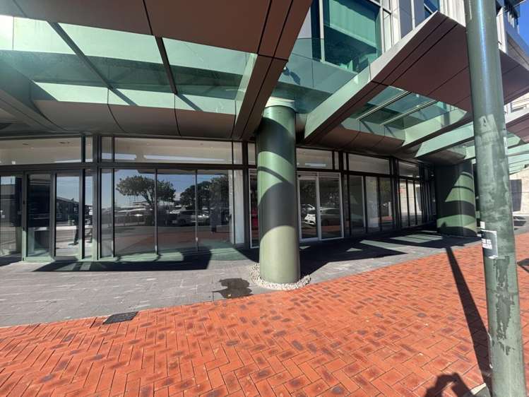 110 Customs Street West_0