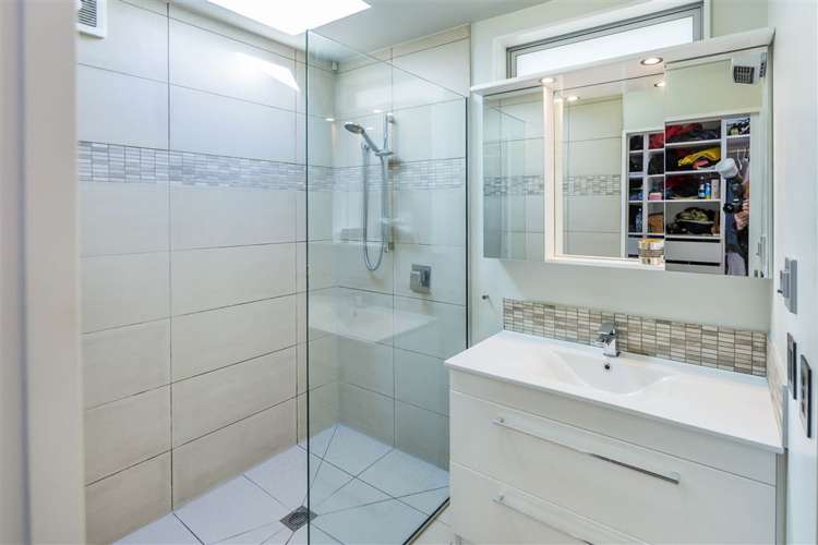 176 Wainui Main Road French Farm_16