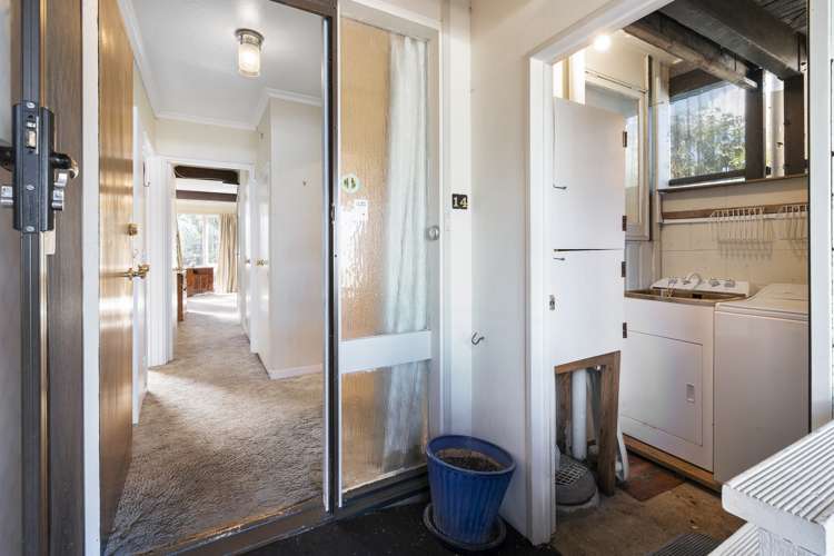 14 Westmere Place Takaro_10