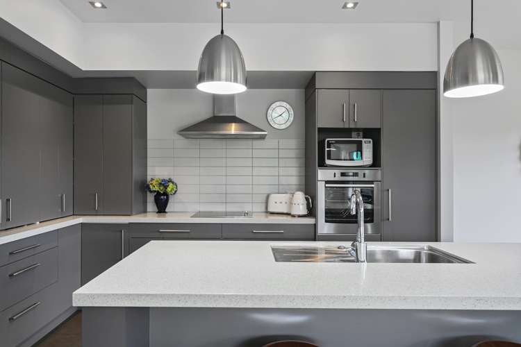 2 The Pheasant Tail Nukuhau_10