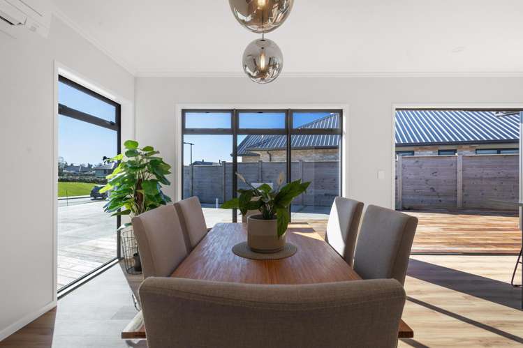 8A Summer Eve Place_5