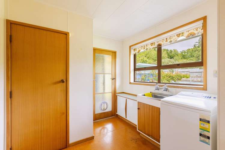 32 Domain Road Waipawa_13