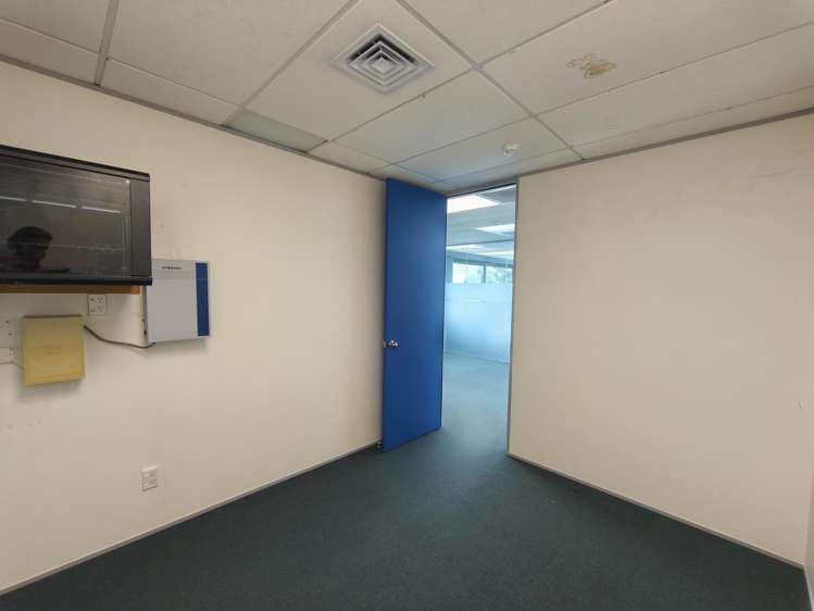 46 Taharoto Road Takapuna_7