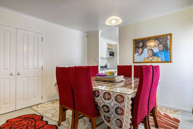 8 Courtvale Place Flat Bush_3