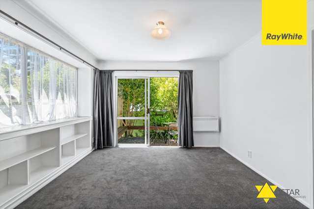 Flat/102 Glendale Road Glen Eden_1
