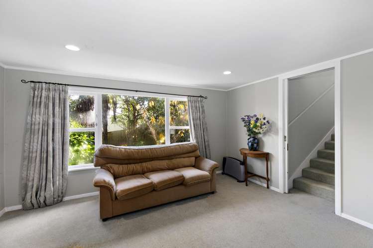 16 and 18 Faris Crescent Wainuiomata_17