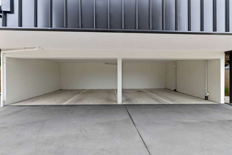 18F Pirangi Street Pt England_16