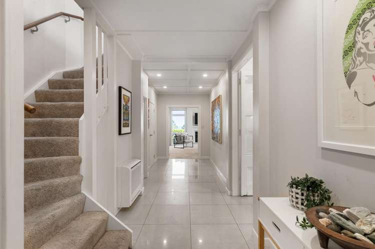 189 Upper Harbour Drive Greenhithe_17