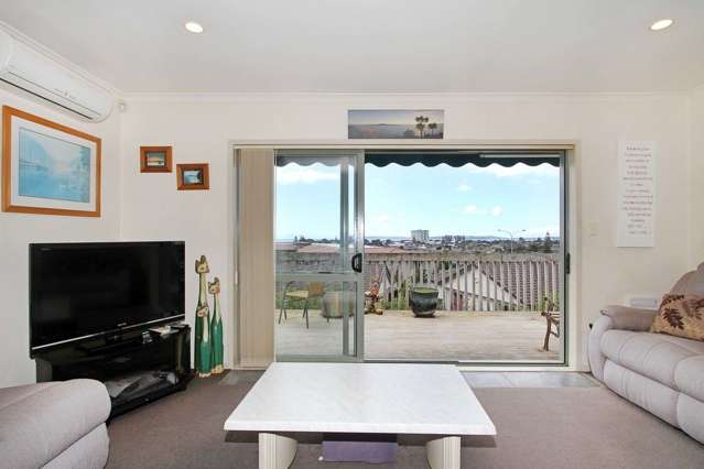 45 The Ritz Orewa_3