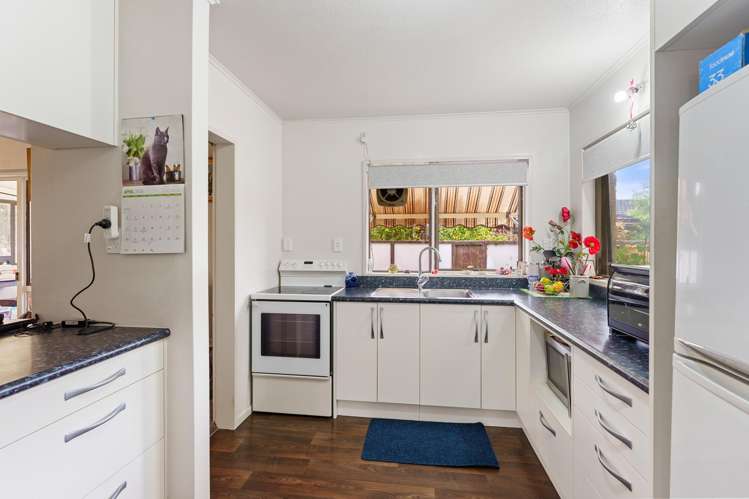 51 Ngaio Road Waikanae_3