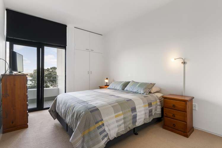 102/45 Stanley Point Road Devonport_8