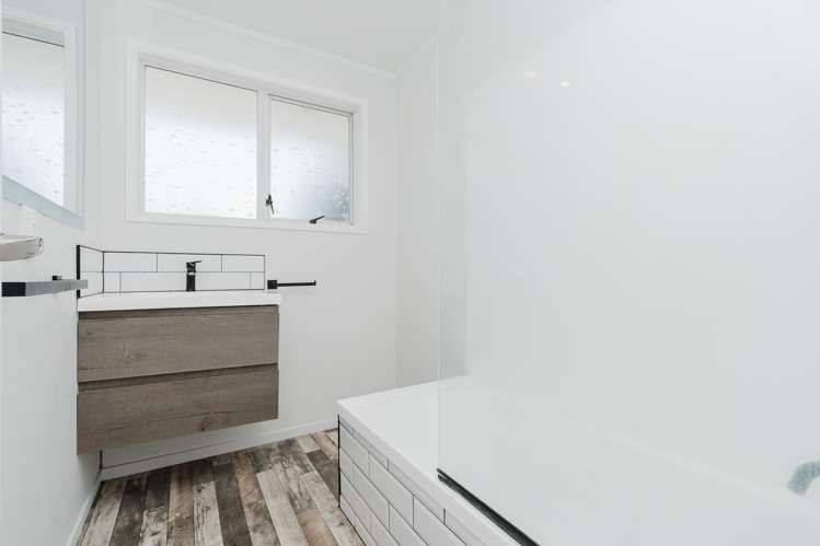 65 Snell Drive Chartwell_12