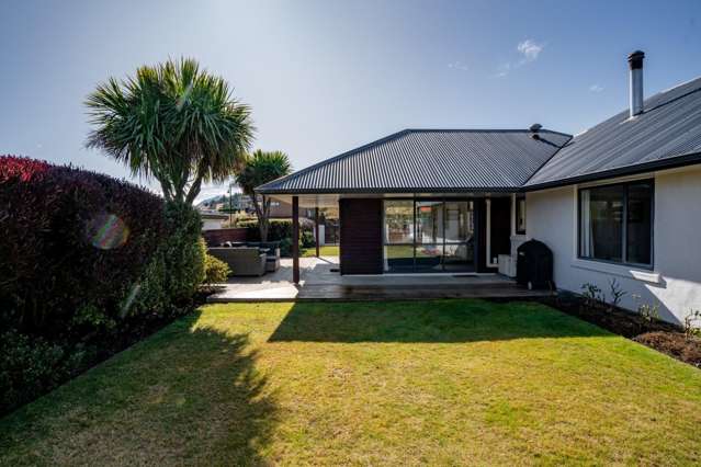 Priced To Sell This Weekend - Offers Over $1.5m