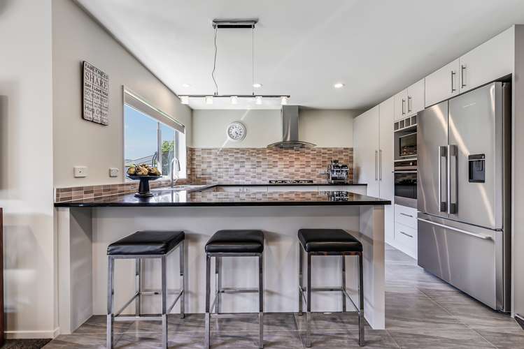 20 Whitney Place Rototuna North_11