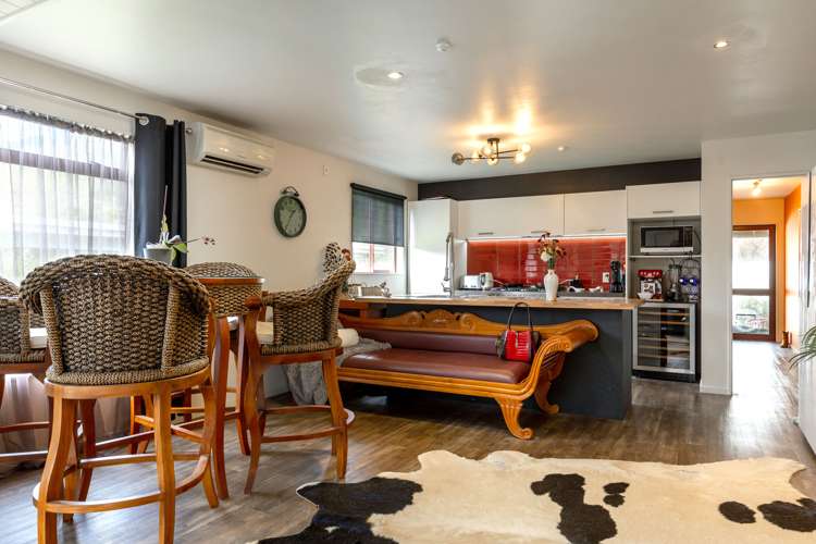 314 Waikawa Road Waikawa_14