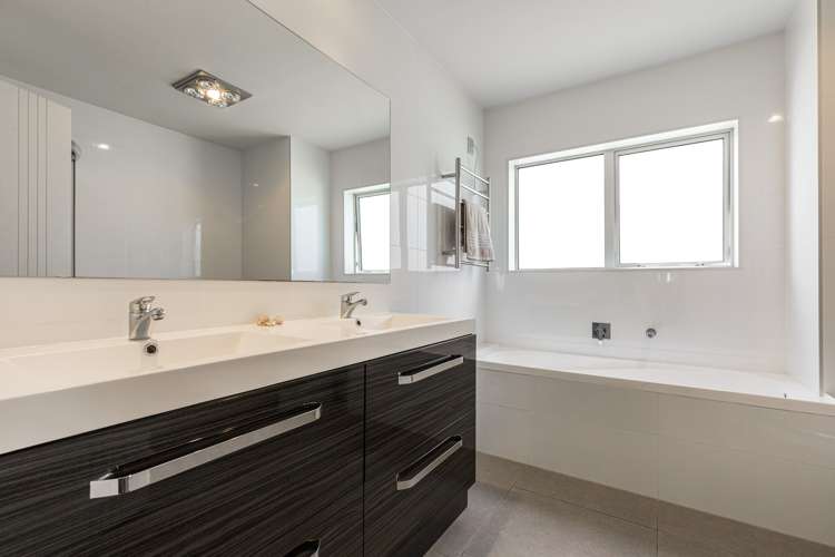 8b Simkin Avenue Saint Johns_13