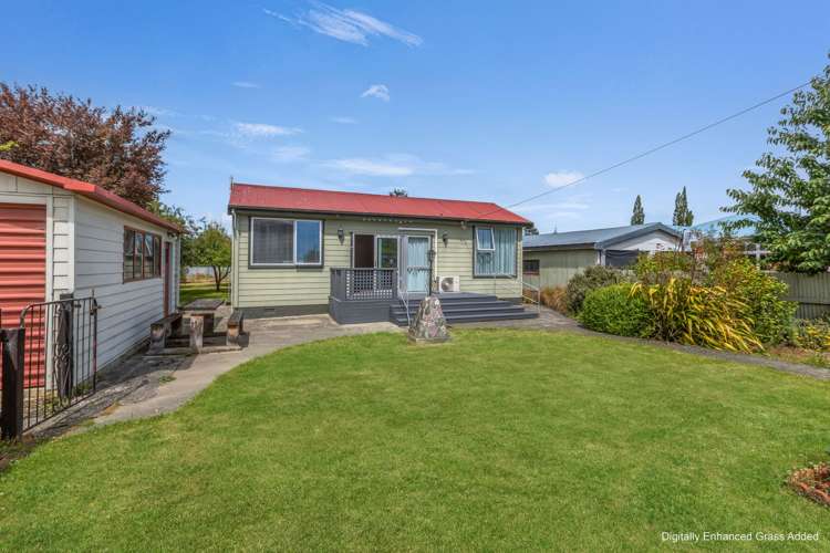 10 Farm Street Lumsden_11
