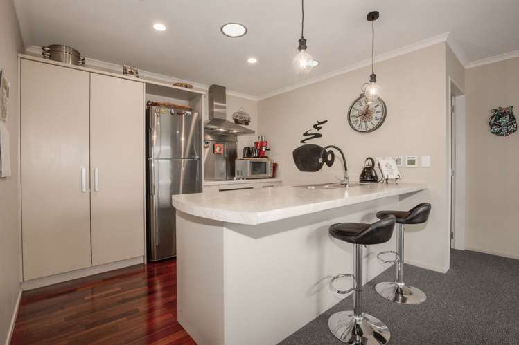 1 Percy Kinsman Crescent Riverstone Terraces_4