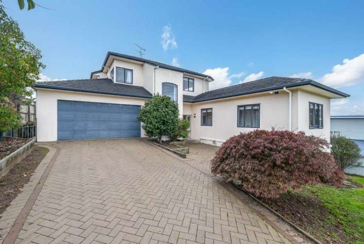 10 Beach Road Mellons Bay_0