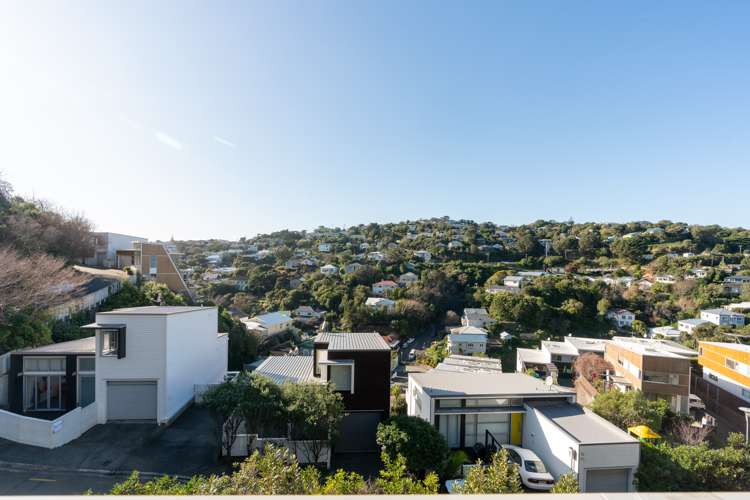 6/63 Tiketike Way Brooklyn_3