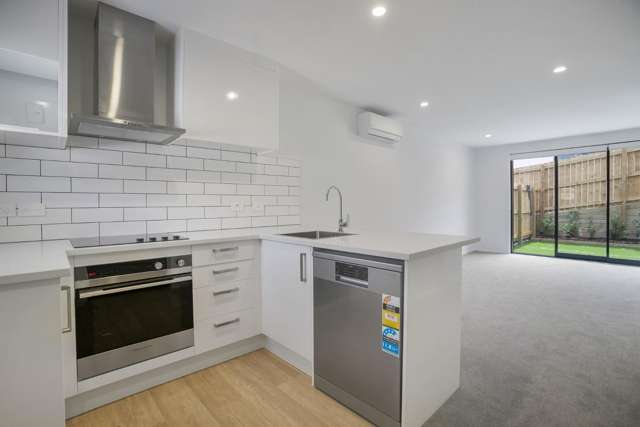 20/694 Whangaparaoa Road 1791_1