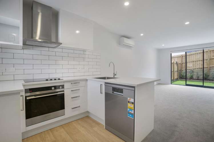 20/694 Whangaparaoa Road 1791_1