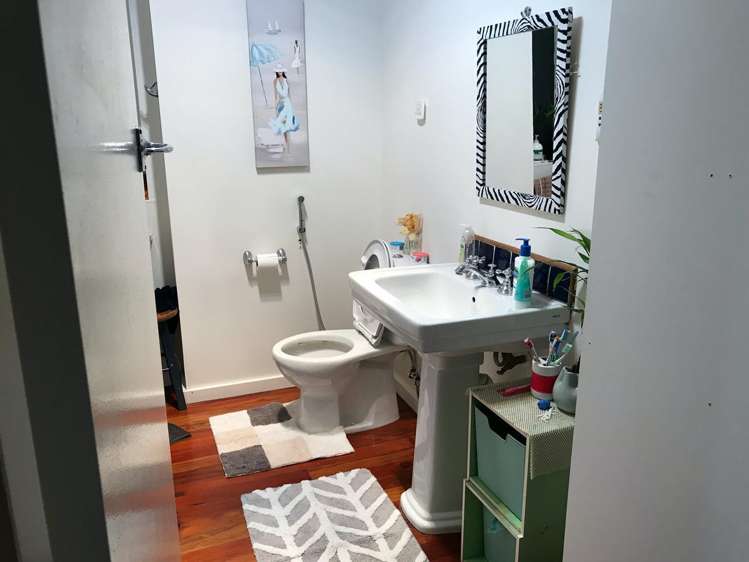 8 Golf Road New Lynn_7