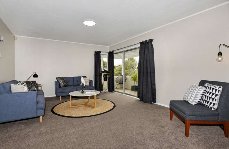 16 Solar Road Glen Eden_1